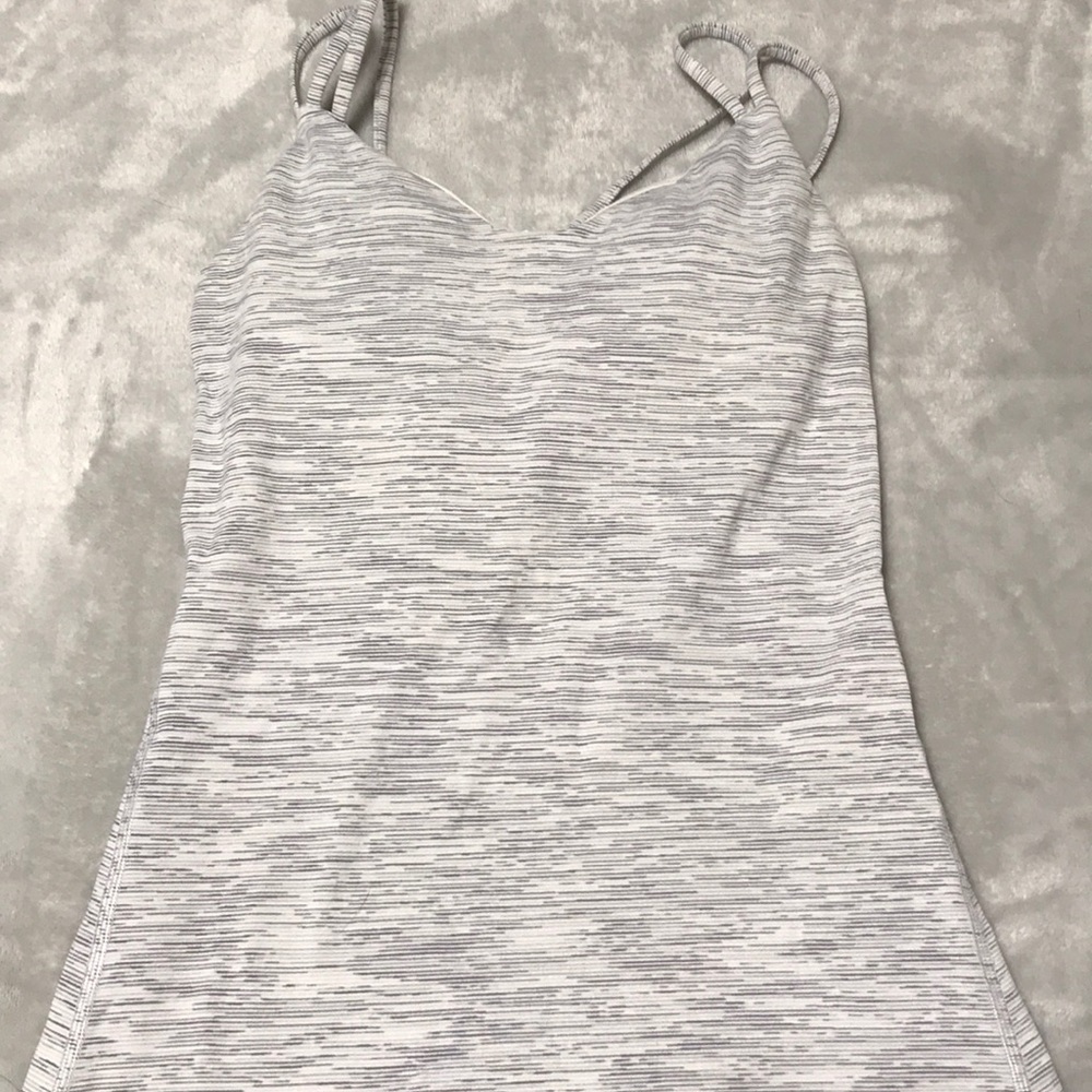 Lululemon tank